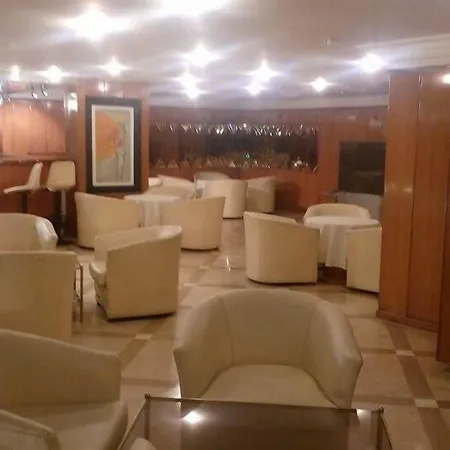 מלון דירות Spor 2*